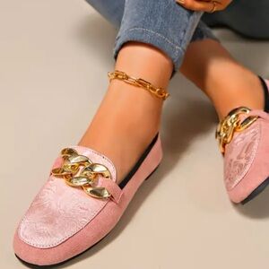 Cute pink loafers - NWOT 🩷🩷🩷